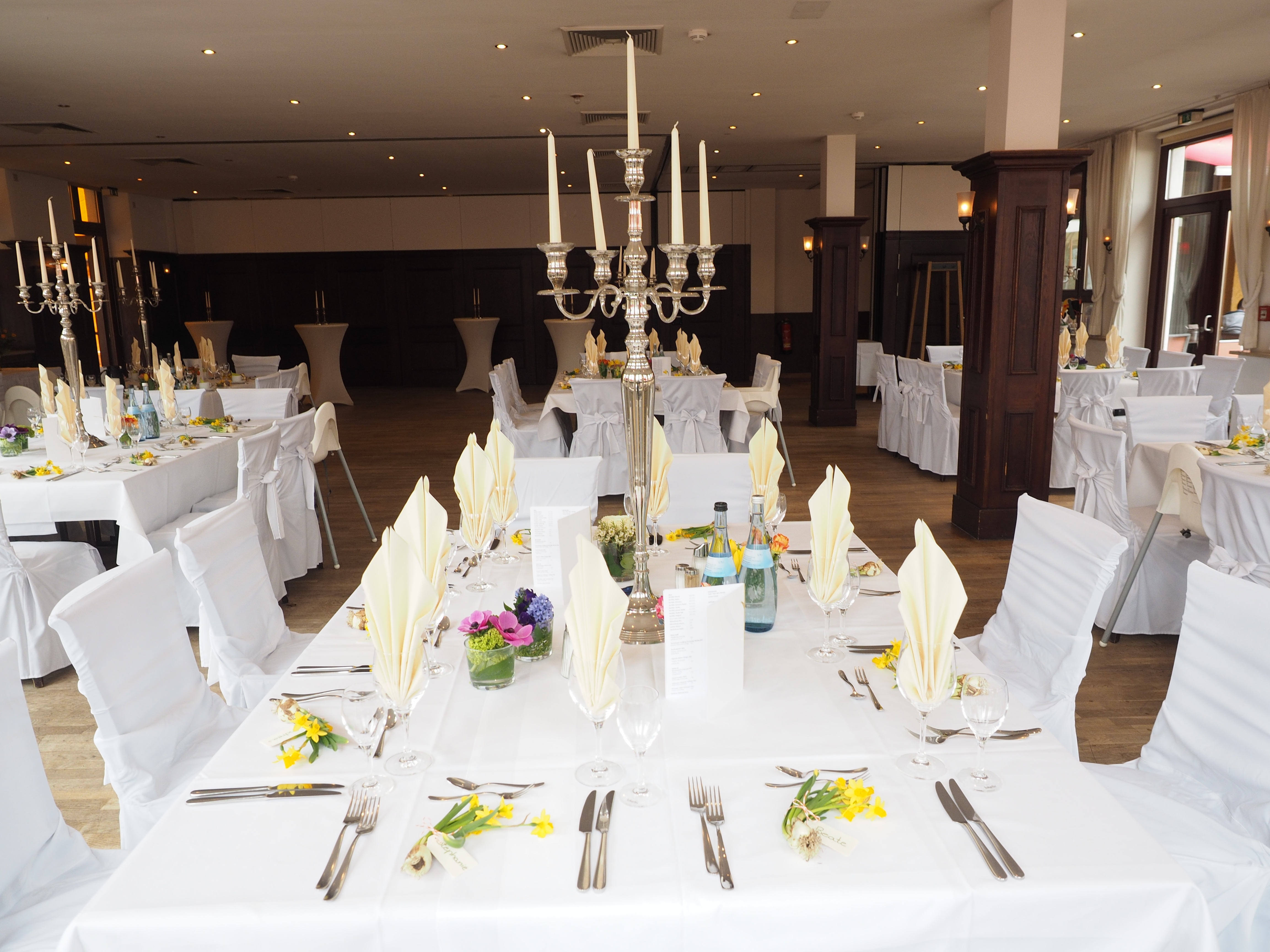 wedding-table-1174142