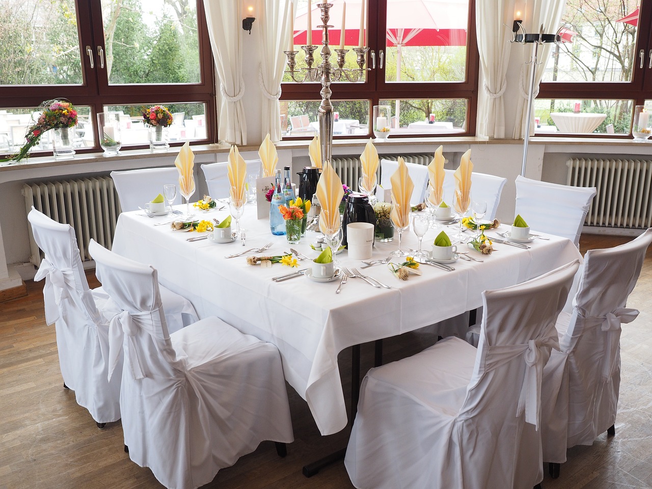 wedding-table-1174154_1280